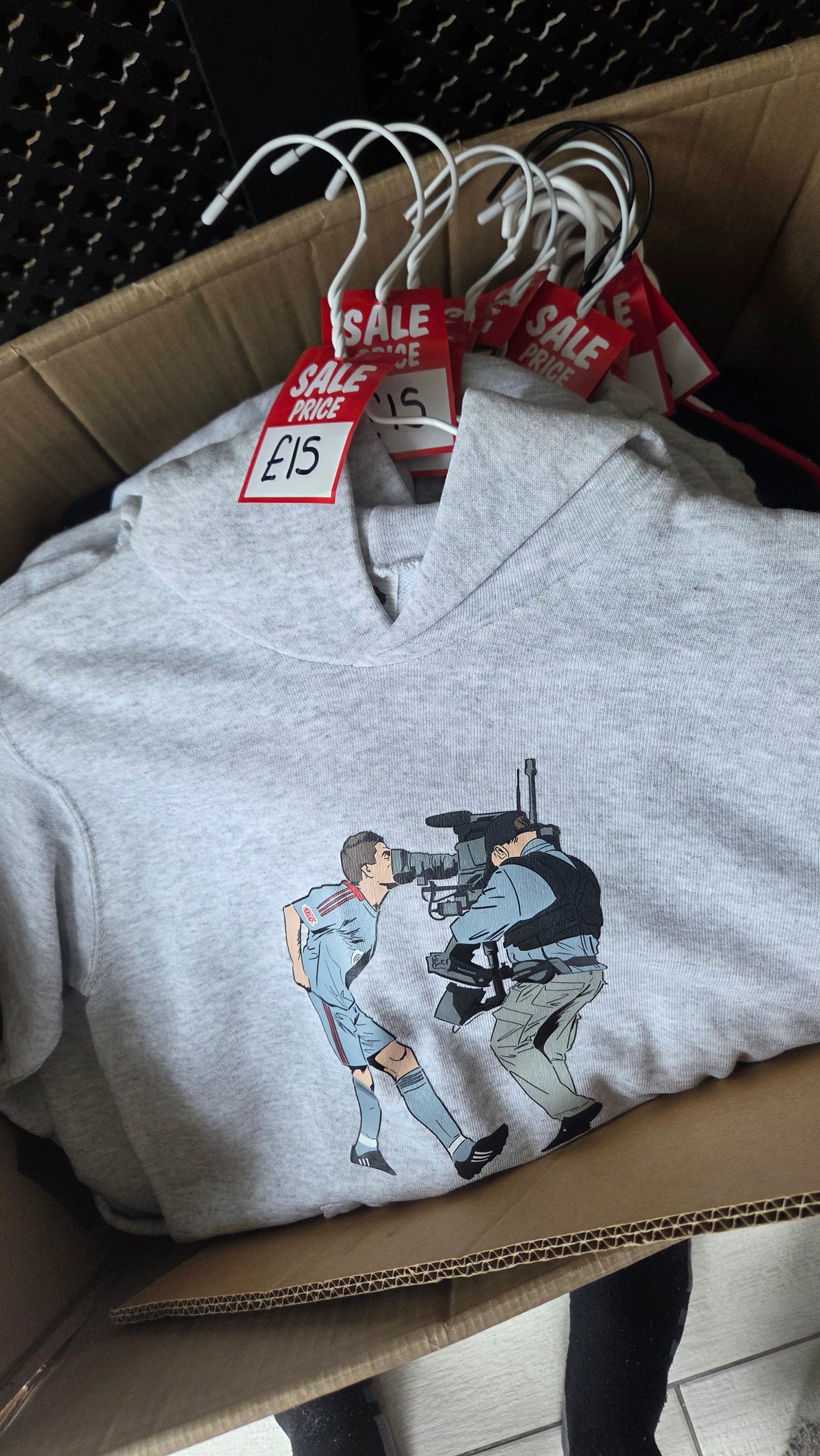 Grey kids hoodie with Gerrard Hates The Mancs design